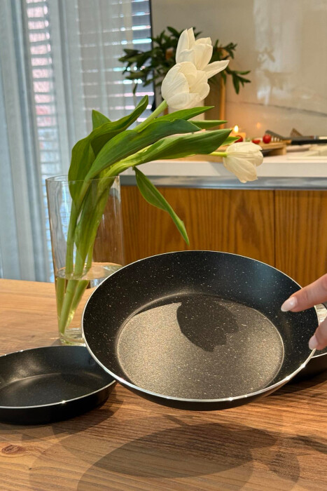 3 PIECES FRYING PAN SET 18-22-26 CM BLACK/ E ZEZE - 12