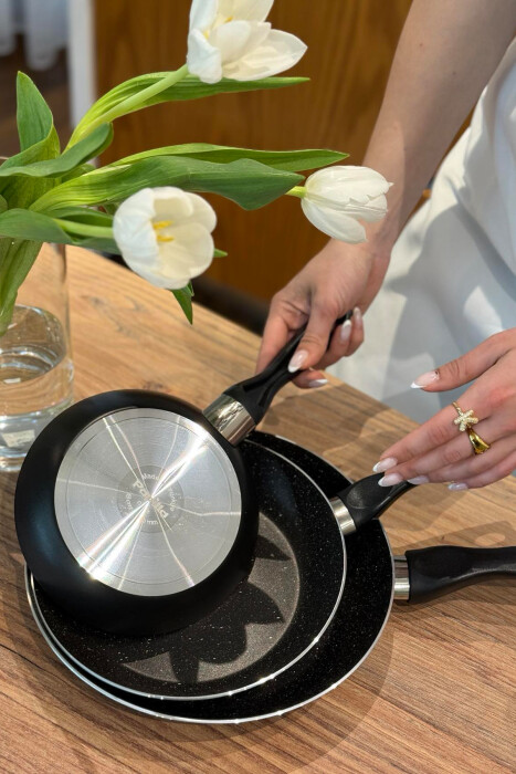 3 PIECES FRYING PAN SET 18-22-26 CM BLACK/ E ZEZE - 3