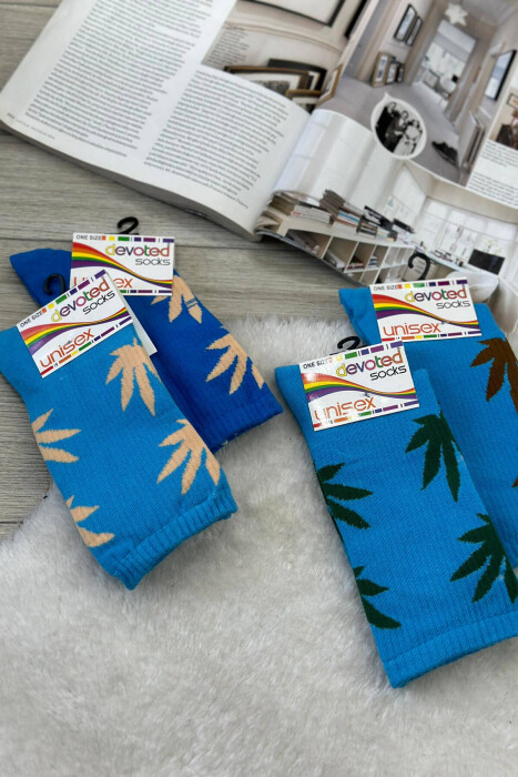 4 PAIR ONE COLOR UNISEX CREW SOCKS BLUE/BLU - 2