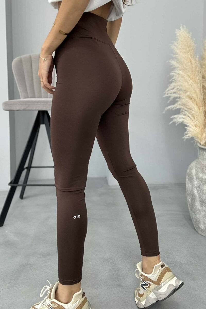 ALO SIMPLE WOMAN LEGGINGS DARK BROWN/KAE - 4