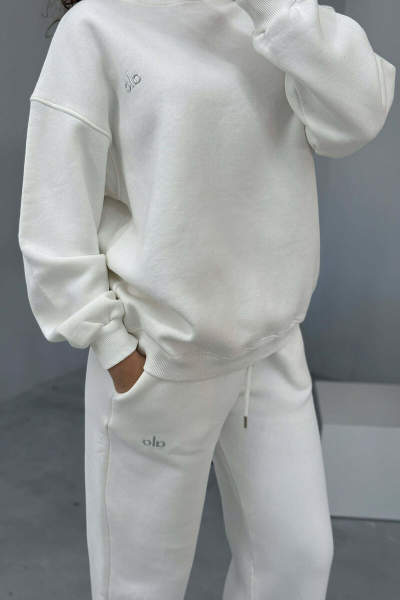 ALO SWEATSHIRT+SWEATPANTS FLUFFY WOMEN SET WHITE-E BARDHE - 4