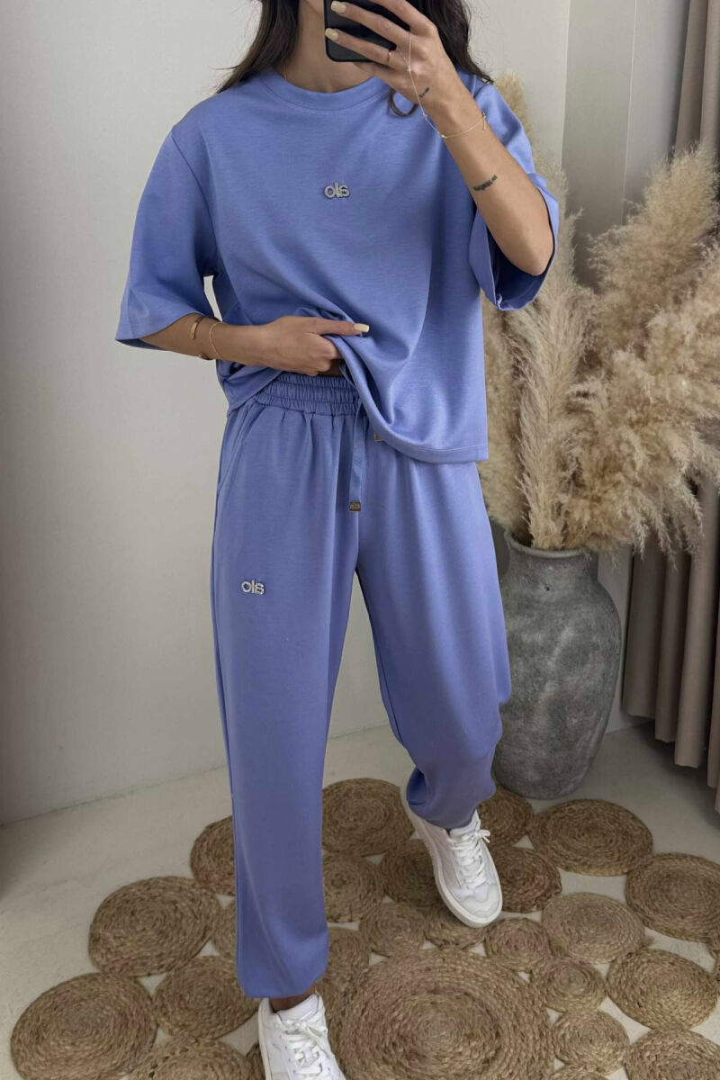 ALO WRITTING T-SHIRT+JOGGERS WOMEN SET LIGHT PURPLE/LEZB - 4