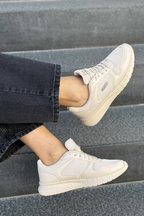 ATLETE ME LIDHSE PËR FEMRA NË NGJYRË BEZHË 