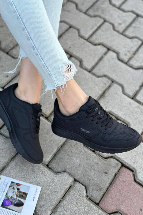 ATLETE ME LIDHSE PËR FEMRA NË NGJYRË TË ZEZË LËKURË 