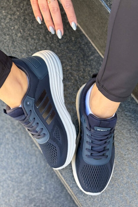 ATLETE ME PLATFORME TE THJESHTE PER FEMRA NE NGJYRE BLU + GRI - 4