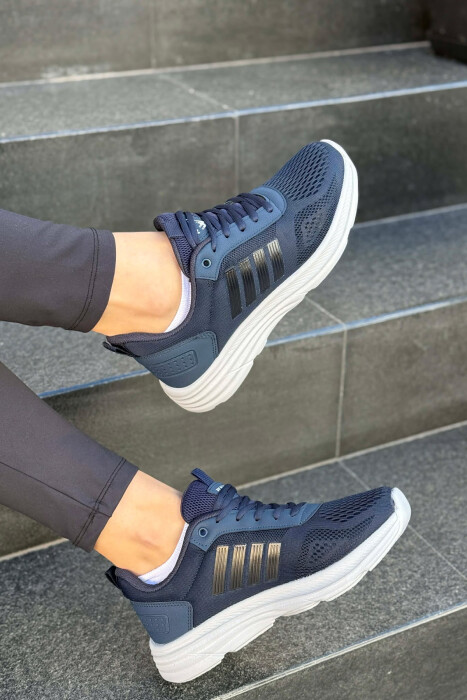 ATLETE ME PLATFORME TE THJESHTE PER FEMRA NE NGJYRE BLU + GRI - 5