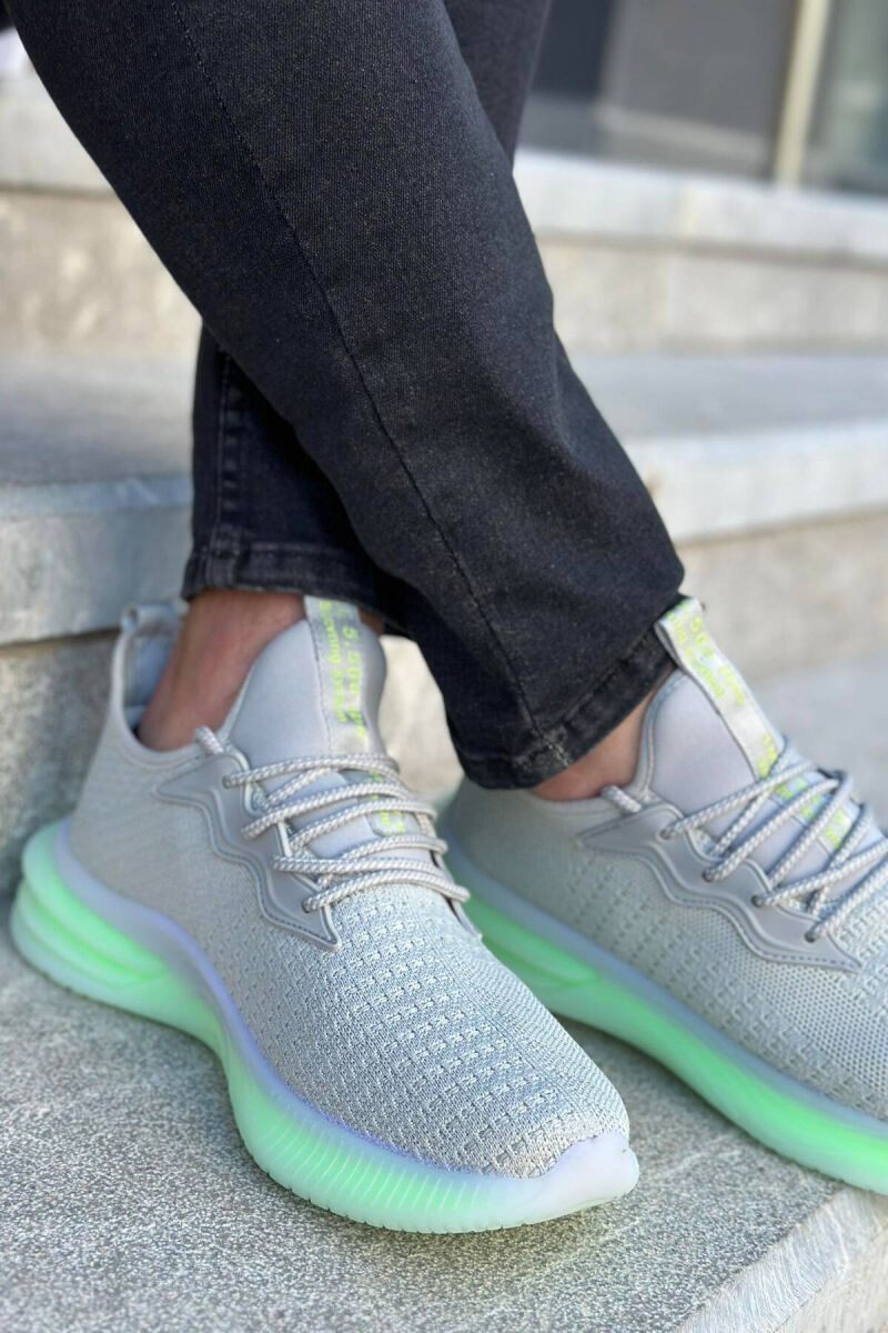 ATLETE PËR MESHKUJ ME LIDHËSE NË NGJYRË GRI - 2