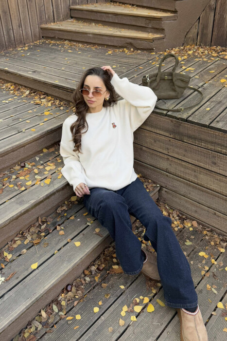 BEAR LOGO ONE COLOR WOMEN SWEATER CREAM/KREM - 3