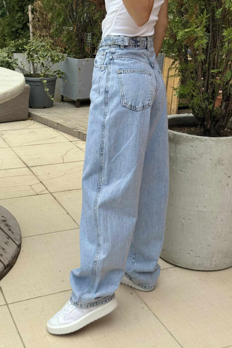 BELT DETAILS BAGGY WOMEN JEANS BABY BLUE/BLU BY - 5