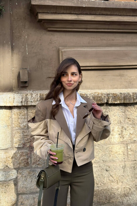 BELT DETAILS CROPPED WOMEN JACKET OLIVE/ULLI 