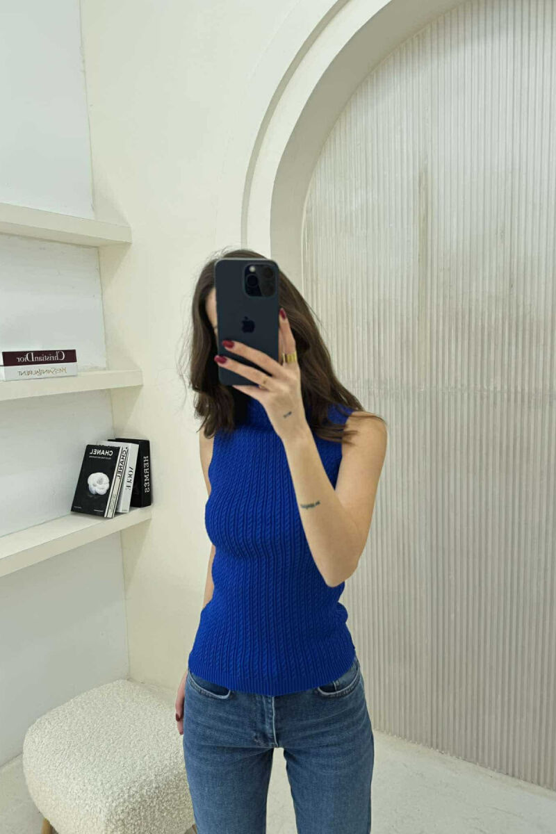 BLUZË AKRELIKE NJË NGJYRËSHE PËR FEMRA NË NGJYRËN BLU - 2