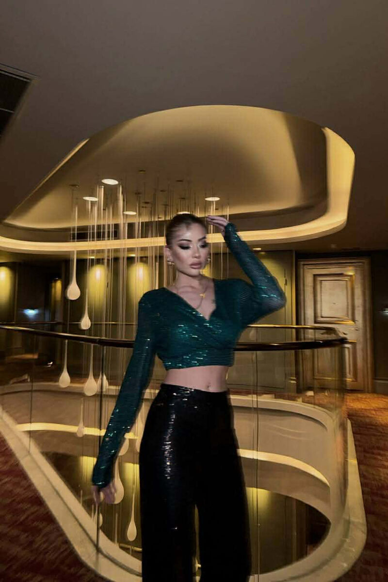 BLUZE E SHKURTER PER FEMRA NE NGJYRE JESHILE - 2