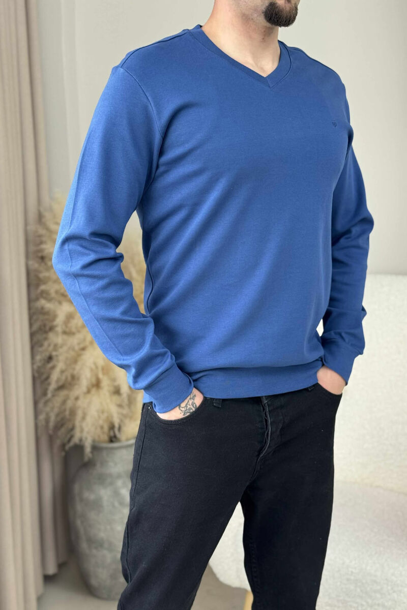 BLUZË E THJESHTË NJË NGJYRËSHE ME JAKE V PËR MESHKUJ NË NGJYRËN BLU - 3