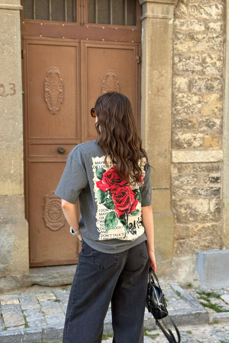 BLUZË E THJESHTË PËR FEMRA NË NGJYRË GRI+ 6 PALE CORAPE DHURATE - 2