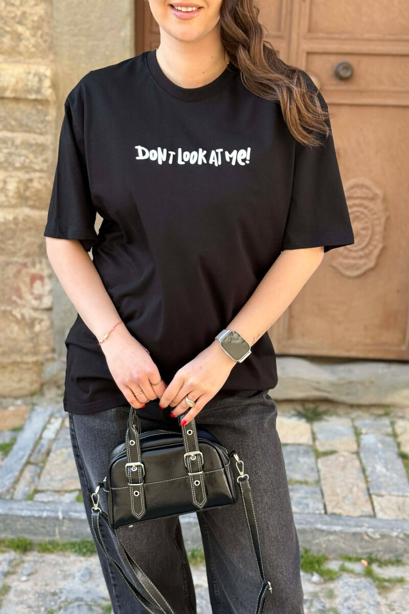 BLUZË E THJESHTË PËR FEMRA NË NGJYRË TE ZEZE+ 6 PALE CORAPE DHURATE - 1