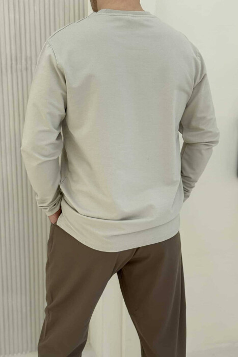 BLUZË E THJESHTË PËR MESHKUJ NË NGJYRËN BEZHË E ZBARDHUR - 2