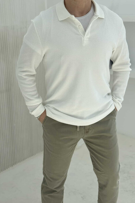 BLUZË ME JAKË POLO ME TEKSTURË PËR MESHKUJ NË NGJYRËN E BARDHË 