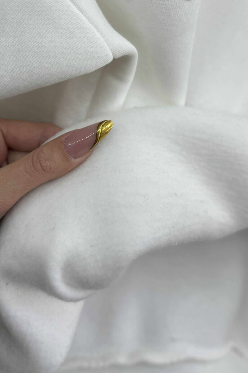 BLUZE ME PUSH E THJESHTE NJE NGJYRESHE PER FEMRA NE NGJYRE TE BARDHE - 4