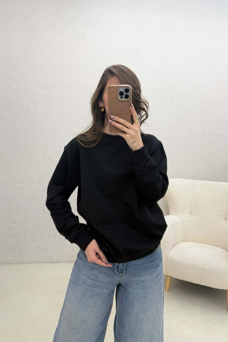 BLUZE NJE NGJYRESHE E THJESHTE PER FEMRA NE NGJYRE TE ZEZE - 2