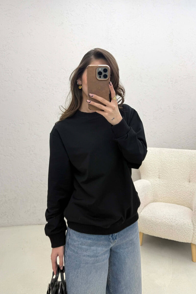 BLUZE NJE NGJYRESHE E THJESHTE PER FEMRA NE NGJYRE TE ZEZE - 3