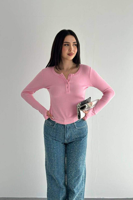 BLUZE NJE NGJYRESHE ME BUTONA PER FEMRA NE NGJYRE ROZE - 1