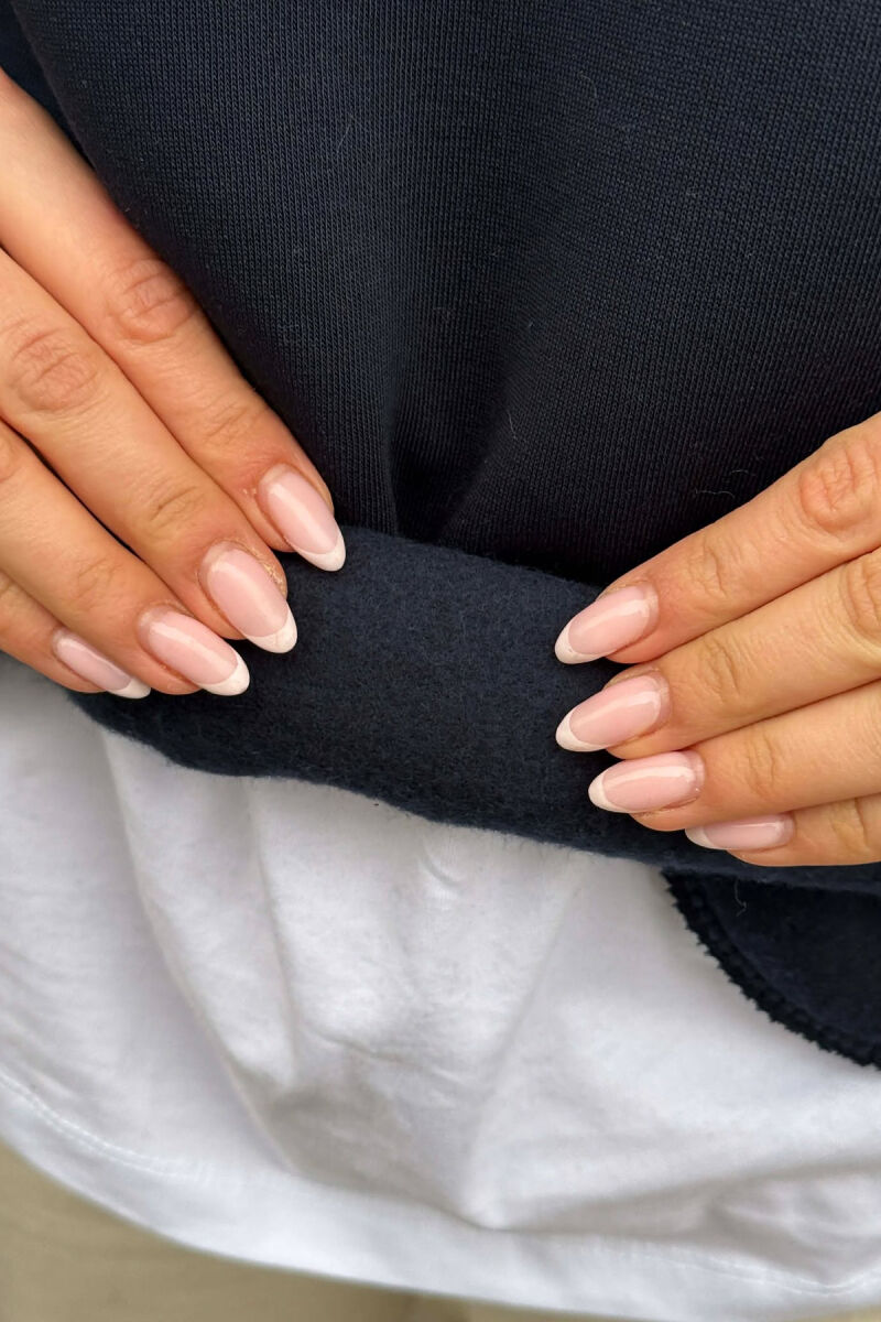 BLUZE NJE NGJYRESHE ME PUSH ME JAKE ME ZINXHIR PER FEMRA NE NGJYRE BLU TE ERRET - 4