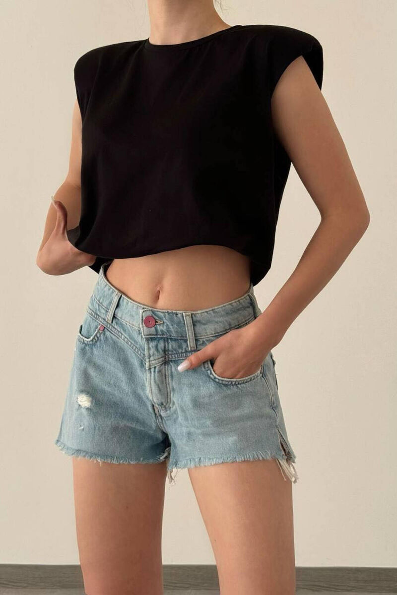 BLUZË NJËNGJYRËSHE PËR FEMRA NË NGJYRËN E ZEZË - 1