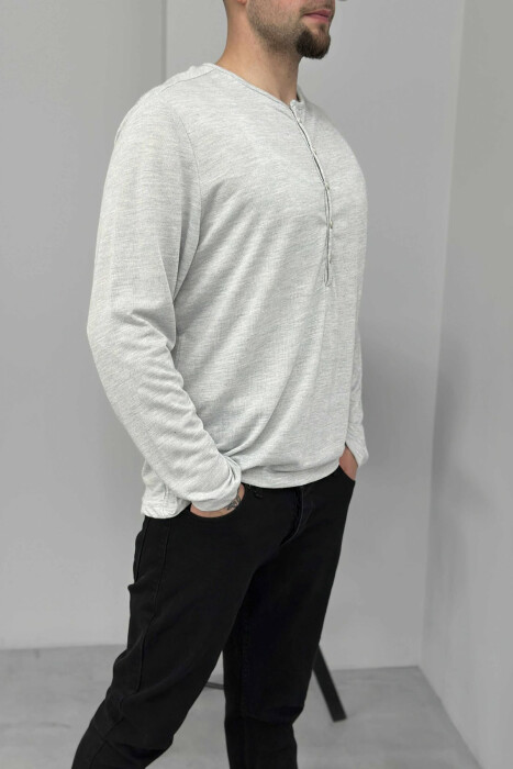 BLUZË NJËNGJYRËSHE ME JAKË TË RRUMBULAKËT DHE ME BUTONA PËR MESHKUJ NË NGJYRËN GRI TË ZBARDHUR - 3