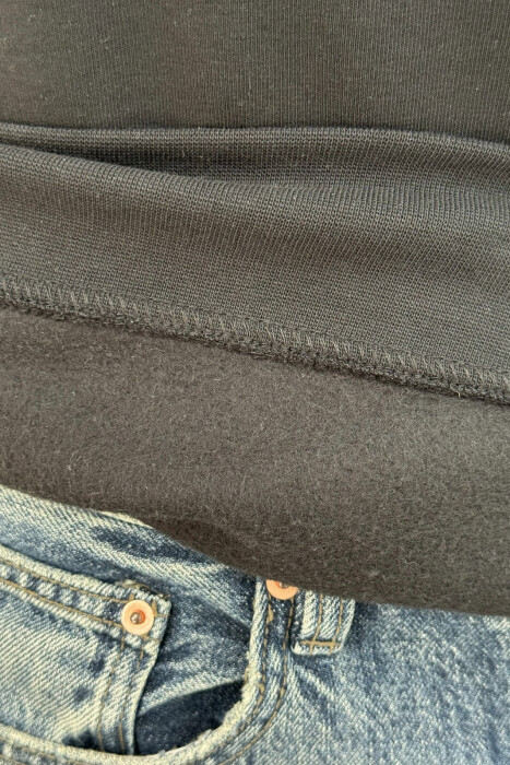 BLUZË NJËNGJYRËSHE ME PUSH DHE ME JAKË ME ZINXHIR PËR MESHKUJ NË NGJYRËN E ZEZË - 5