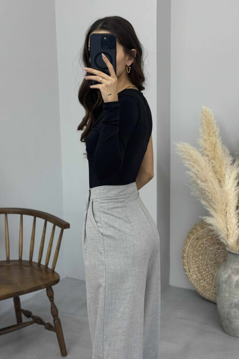 BODY ME NJË MËNGË PËR FEMRA NË NGJYRËN E ZEZË - 2