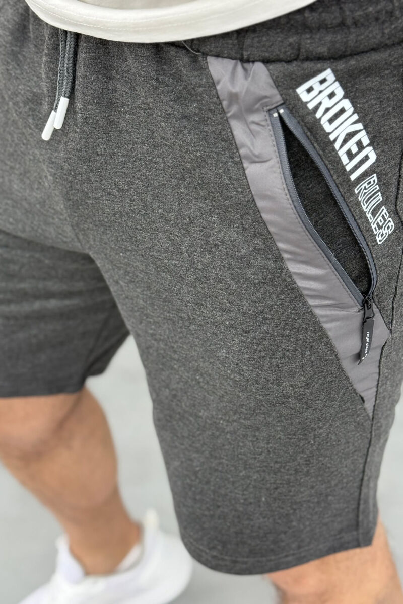 BROKED RULES WRITTING ZIPPER POCKETS MEN SHORT SWEATPANTS DARK GREY/GEE - 3