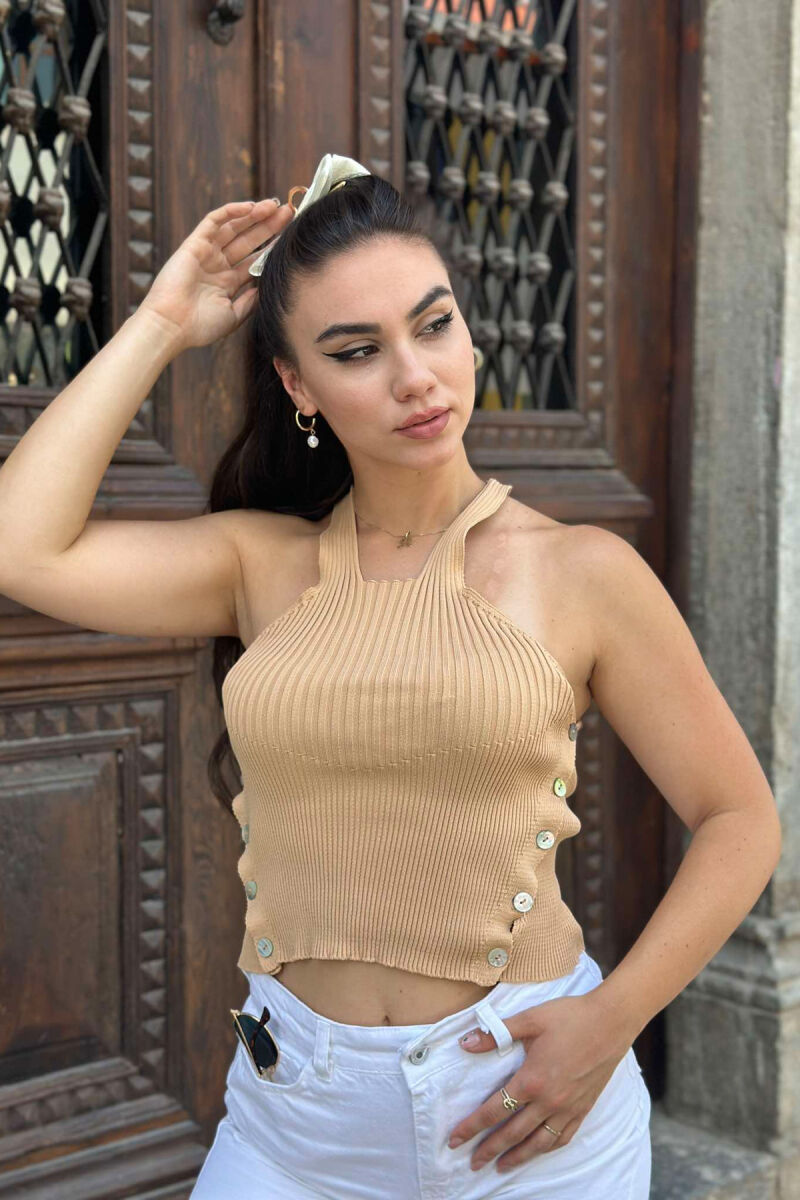 BUTTON DETAIL WOMAN TOP BEIGE/BEZHE - 1