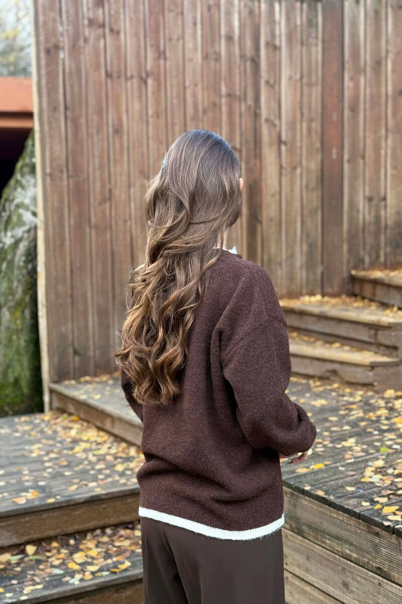 BUTTONED NECK SIMPLE WOMEN SWEATER DARK BROWN/KAE - 5