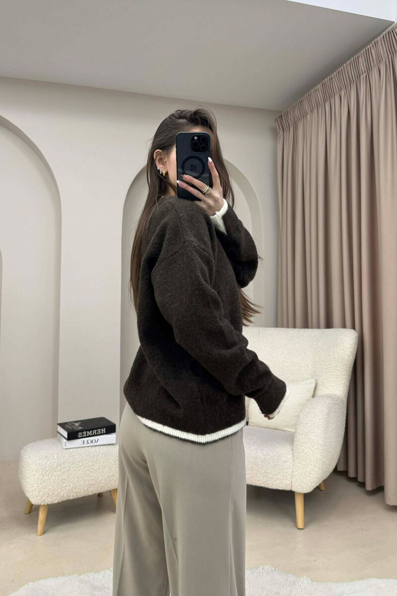 BUTTONED NECK SIMPLE WOMEN SWEATER OLIVE/ULLI - 2