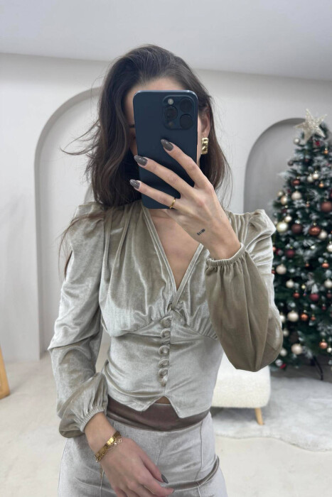 BUTTONED WOMEN VELVET TOP BEIGE/BEZHE - KLAUDIO FASHION