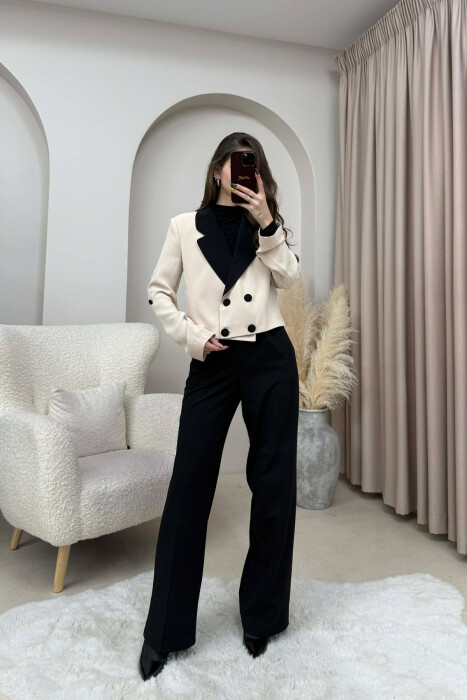 BUTTONS DETAIL CROPPED WOMEN JACKET BEIGE/BEZHE 