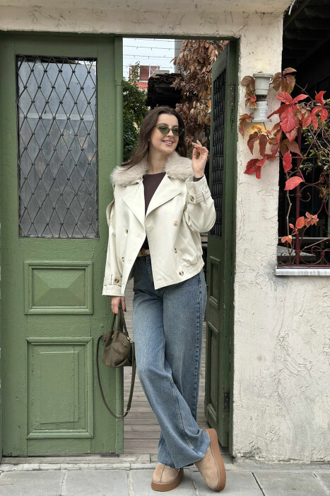 BUTTONS DETAIL FLUFFY NECK SHORT WOMEN JACKET CREAM/KREM - 2