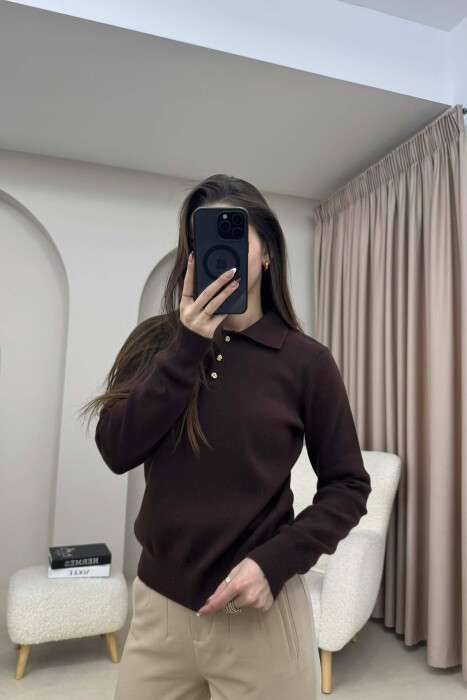 CABLE-KNIT BUTTONED POLO WOMAN SWEATER BROWN/KAFE - 2