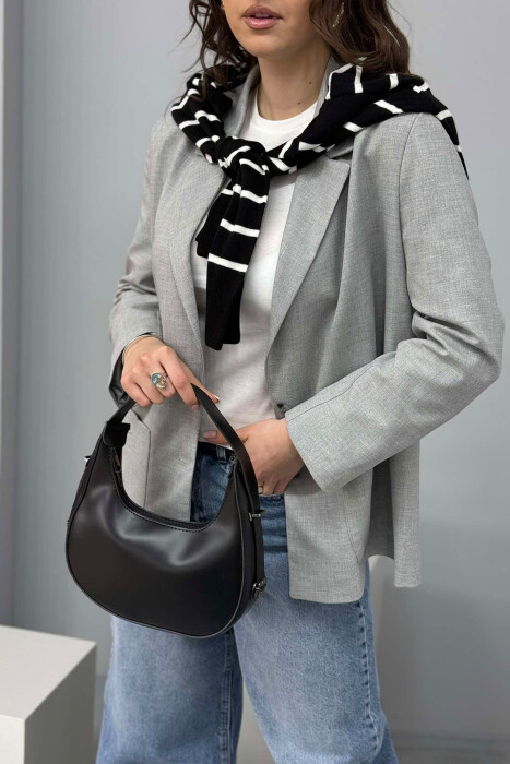 ÇANTË LËKURE E THJESHTË PËR FEMRA NË NGJYRËN E ZEZË - 4