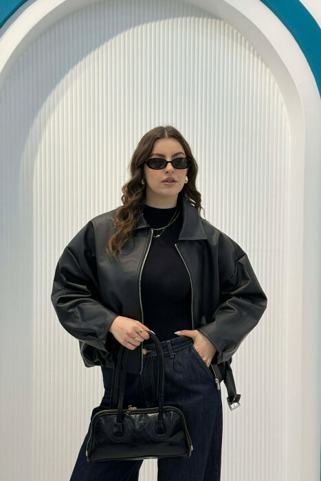 ÇANTE NJE NGJYRESHE LEKURE ME ZINXHIR PER FEMRA NE NGJYRE TE ZEZE - 7