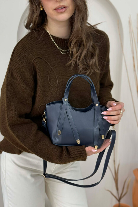 ÇANTE NJE NGJYRESHE LEKURE PER FEMRA NE NGJYRE BLU - 6