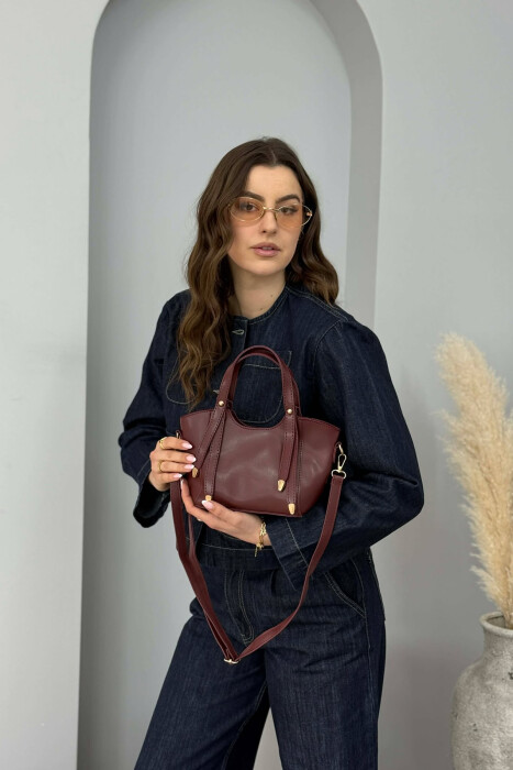 ÇANTE NJE NGJYRESHE LEKURE PER FEMRA NE NGJYRE VISHNJE - 3