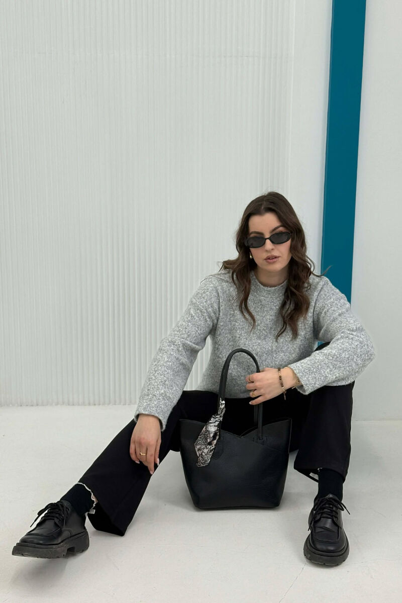 ÇANTE NJE NGJYRESHE ME DETAJIN E SHALLIT PER FEMRA NE NGJYRE TE ZEZE - 4