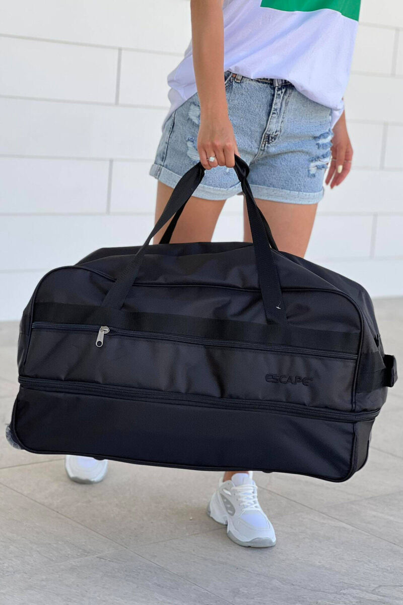 ÇANTË UDHËTIMI ME DOREZË DHE RROTA NË NGJYRËN E ZEZË - 4