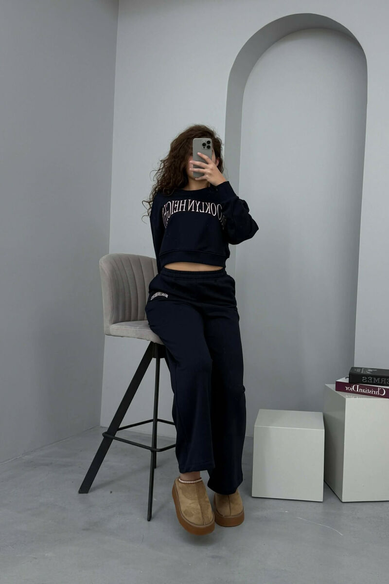 CROPPED SWEATSHIRT+SWEATPANTS WRITTINGS WOMEN SET DARK BLUE/BEE - 6