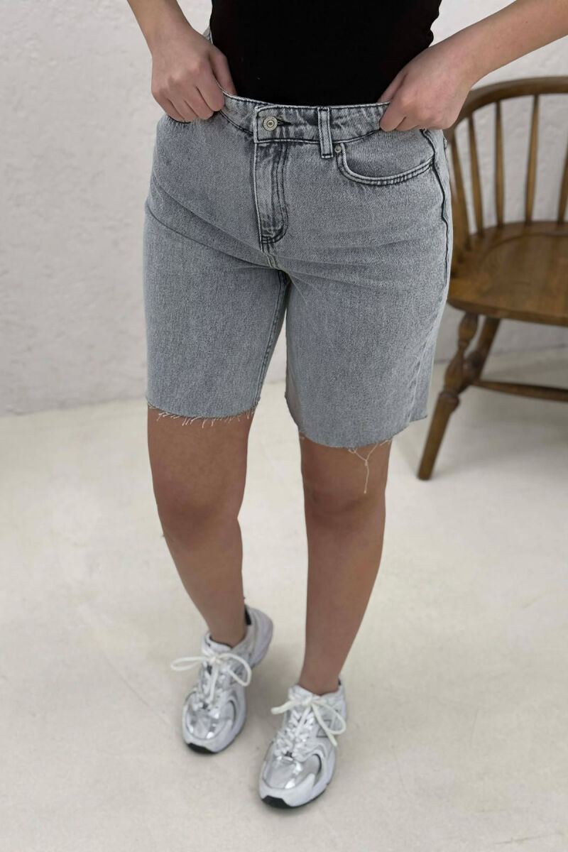 DENIM CUT OFF EDGES WOMAN SHORTS GREY/GRI - 4
