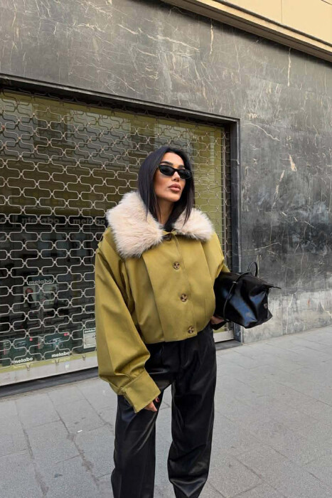 DETACHABLE FAUX FUR ONE COLOR WOMEN JACKET OLIVE/ULLI 
