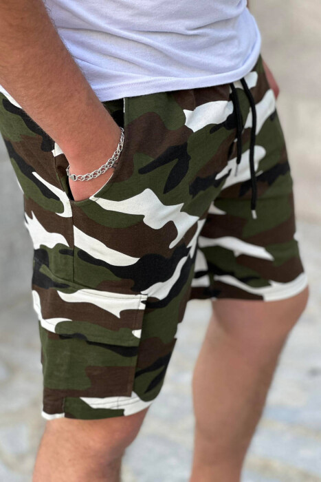 DIFFERENT COLORS SHORTS MAN GREEN/JESHILE - 4