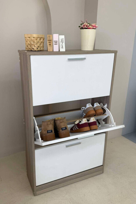 DOLLAP KËPUCËSH ME TRE KANATA NË NGJYRËN BEZHË - 5