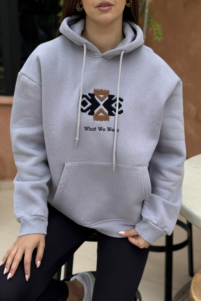 FLUFFY ONE COLOR FRONT LOGO WOMEN HOODIE LIGHT GREY/GZ - 4